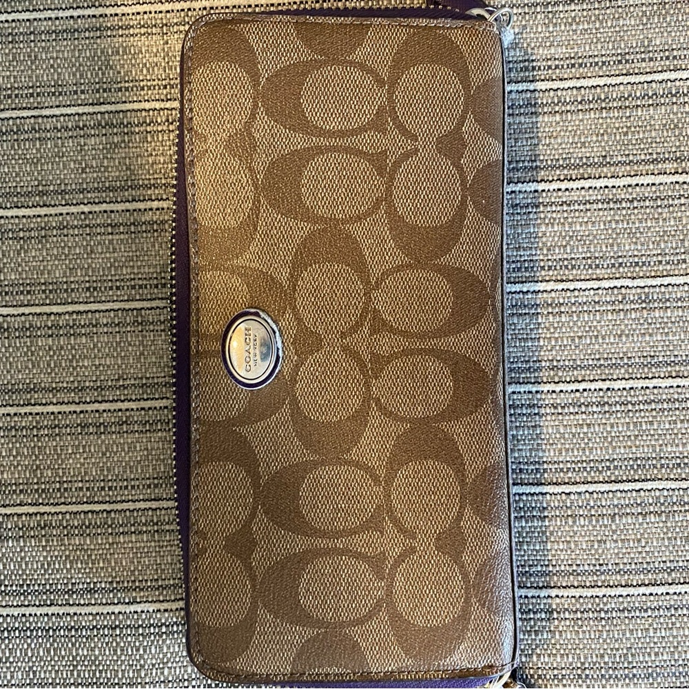 Coach Tan and Brown Signature Wallet